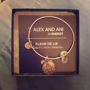 💫Alex and Ani Bracelet💫
